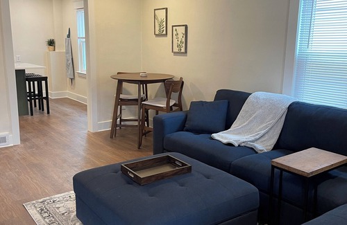 Midtown Apartamento | Charming Modern Midtown in Vibrant area!