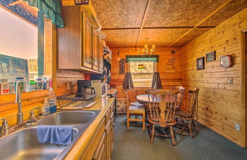 Ringling Cabina | Charming Montana Retreat w/ Mountain Views!