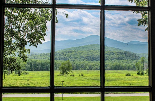 Shelburne Cabaña | Charming Mountain Cottage, 5-bedroom cottage in The White Mountains