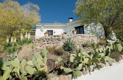 Valor Casa | Charming Mountain Retreat for 2 People; Cuesta Viñas, Válor, Las Alpujarras,
