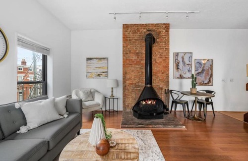 Mount Adams Apartamento | Charming Mt Adams 1BR in Prime Location