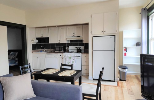 Bolton Hill Apartamento | Acogedor apartamento con estacionamiento en un histórico Bolton Hill