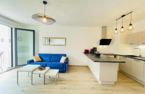 La Rochelle Apartamento | charming new flat with balcony