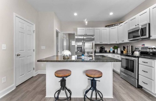 East Durham Casa | Charming new home in downtown
