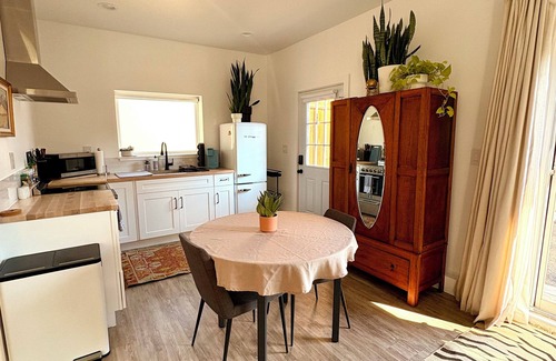 Sebastopol Apartamento | Charming NEW studio with AC and private yard in tranquil Sebastopol