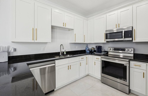 Port Saint Lucie Casa | Charming Newly built 4bedroom house with WiFi and AC in brilliant Port St. Lucie