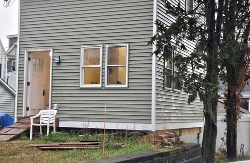 Plymouth Cabina | Charming newly constructed 1-bedroom cabin on White Horse Beach with AC/WiFi/TV
