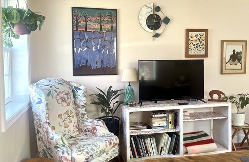 Havre De Grace Apartamento | Charming newly renovated apartment close to family fun