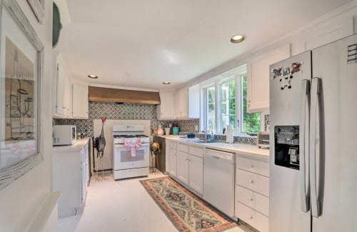 Centerville Casa | Charming Nineteenth-Century Cape Code Escape