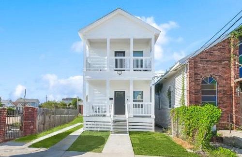 Marlyville - Fontainebleau Apartamento | Charming NOLA Oasis