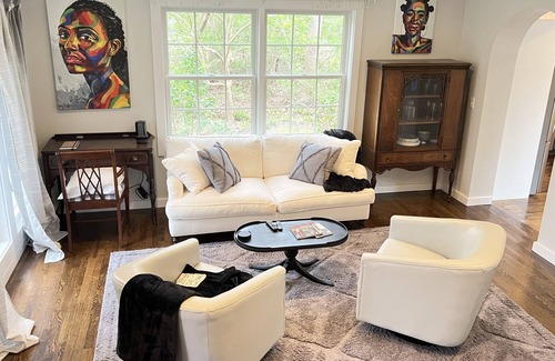 East Chop Casa | Charming Oak Bluffs rental, 3 minutes from Eastville Beach & downtown Oak Bluffs