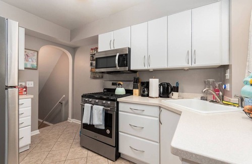 River Forest Apartamento | Charming Oak Park Retreat