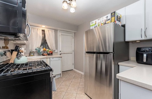 River Forest Apartamento | Charming Oak Park Retreat