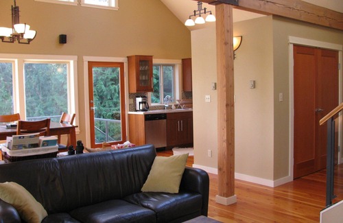 Pender Island Casa | Encantadora casa con vista al mar y bañera de hidromasaje