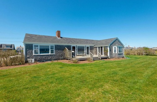 Siasconset Casa | Charming Ocean View Cottage in Sconset