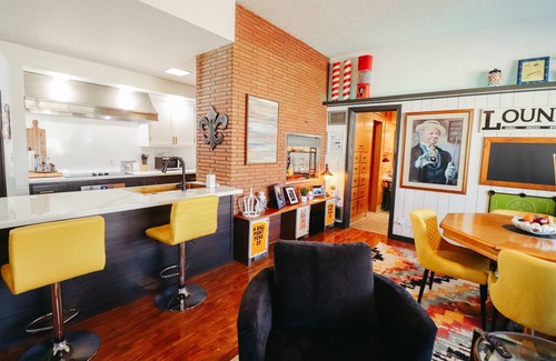 Southeast Omaha Casa | Charming Omaha Retreat - Near Zoo & Downtown 3 Bedroom Home by RedAwning