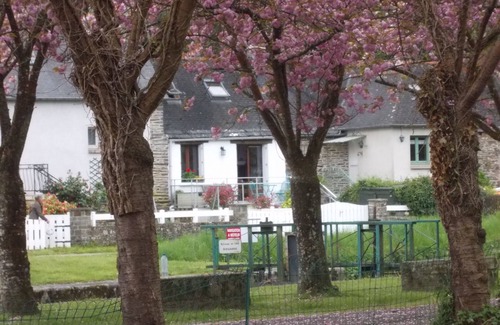 Plelauff Cabaña | Encantadora casa rural de una cama al lado del canal y del encantador pueblo antiguo en una hermosa zona