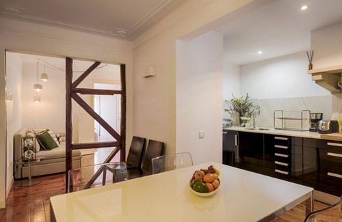 Santos Apartamento | Charming one bedroom apartment in Santos-o-Velho
