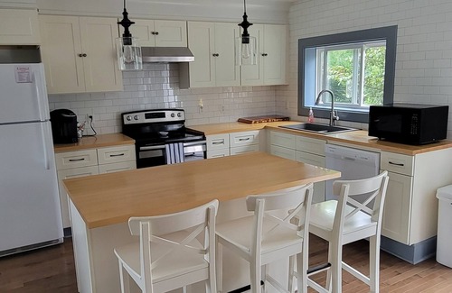 St. Andrews Casa | Charming outdoor dream patio/bar/BBQ 3BR home