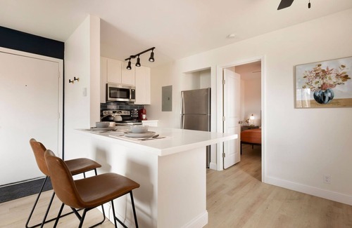 Tower Grove East Apartamento | Charming Pad in Tower Grove Park near BJC & SLU
