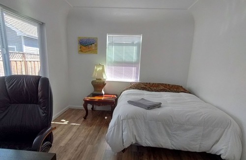 College Terrace Apartamento | Charming Palo Alto Home Next to Stanford