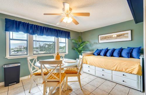 Gulf Lagoon Beach Apartamento | Charming Panama City Studio with Community Pool!