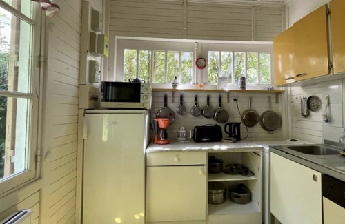 Montsoult Chalet De Esquí | Charming period cottage - 1936