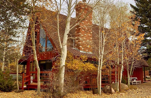 Pine Valley Cabina | P. V. Petersen Cottage