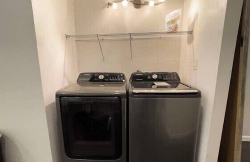Hoover - Foster Apartamento | Charming Pill Hill Upper Flat