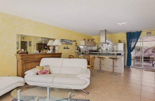 Lanton Chalet De Esquí | Encantadora casa rosa para 4. - Playa a 500m