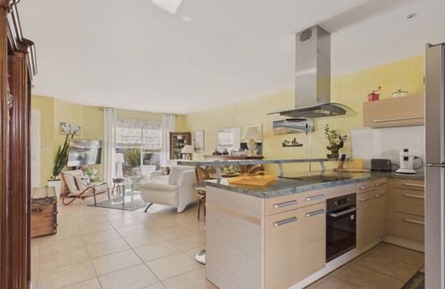 Lanton Chalet De Esquí | Encantadora casa rosa para 4. - Playa a 500m