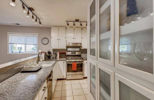 Whittier Casa | Charming Private 2BDR Near All Things Downtown