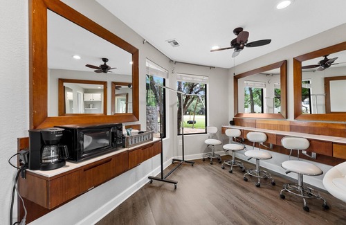 Crawford Casa | Casita de lujo limpia y blanca para algo especial !!