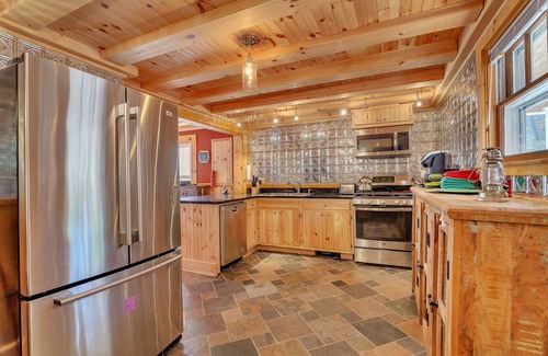 Equinunk Casa | Disfrute de la encantadora y privada casa frente al río de Delaware cerca de Callicoon NY