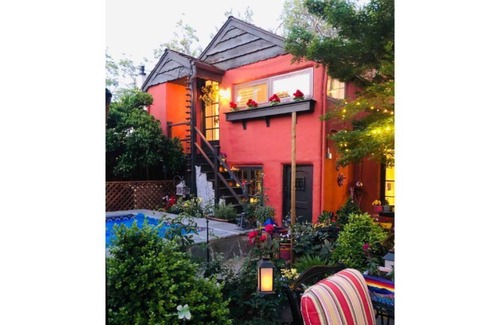 Southwestern Sacramento Apartamento | Charming, private en-suite in Land Park