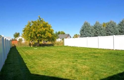 Meridian Casa | Charming Private Twnhome w/Large Fenced Yard (58)