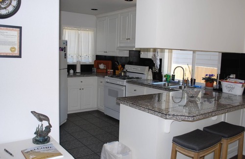 Columbia City Casa | Charming private 2-bedroom house with WiFi, AC in enchanting Columbia City