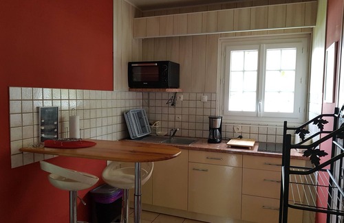 Cambo-les-Bains Apartamento | Apartamento encantador y tranquilo en Villa con jardín