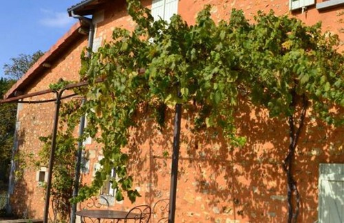 Vitrac-Saint-Vincent Cabaña | Casa rural con jardín cerrado, cerca de pueblo pintoresco, equipada con chimenea y zona infantil