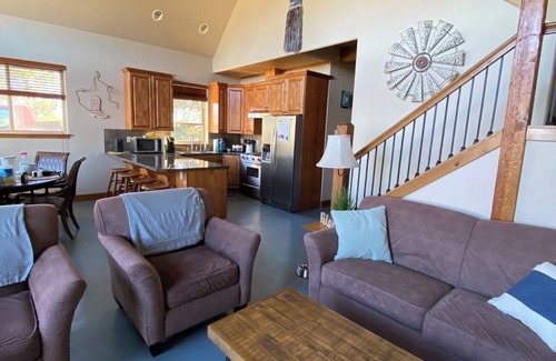 Ellensburg Casa | Charming Ranch and Farm Living