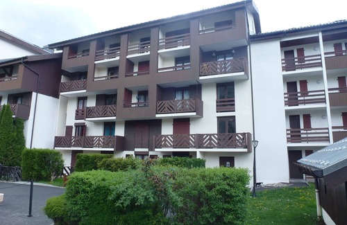 Bourg-Saint-Maurice Apartamento | Charming renovated studio with balcony, mountain area and outdoor pool