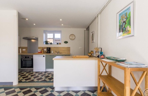 Lingreville Cabaña | Casa luminosa cerca de playas con terraza y todas las comodidades