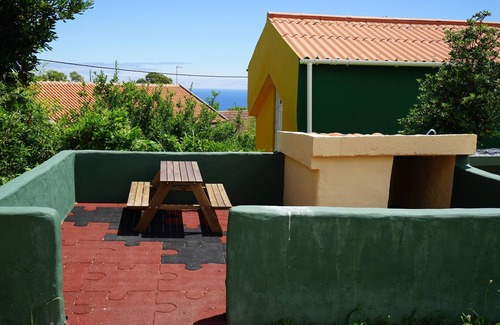 Lajes das Flores Apartamento | Encantador apartamento reformado en casa típica