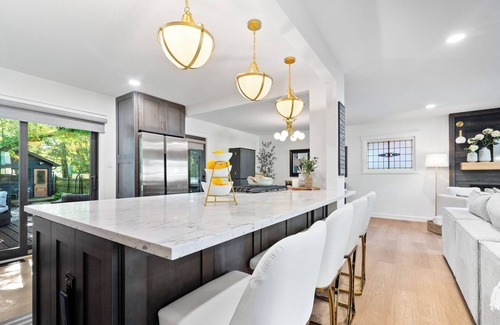 Zionsville Casa | Charming renovated 2-bedroom home w/study- .5 miles to The Village of Zionsville
