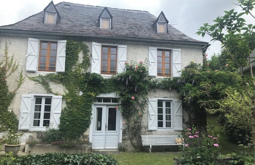 Villeneuve Casa | Charming renovated country house!