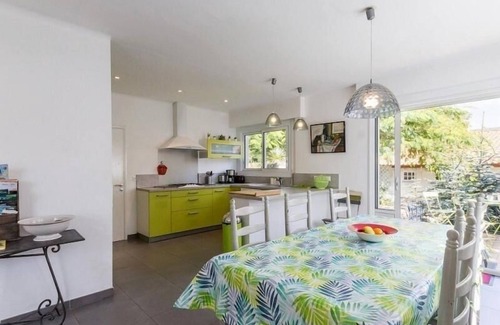 Machecoul Cabaña | Casa familiar renovada con jardín, cerca del mar