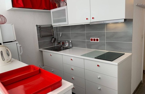 Meze Apartamento | Apartamento renovado cerca de la playa en Mèze, con jardín privado y todas las comodidades