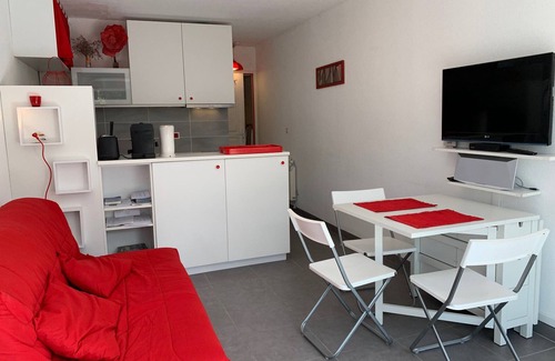 Meze Apartamento | Apartamento renovado cerca de la playa en Mèze, con jardín privado y todas las comodidades