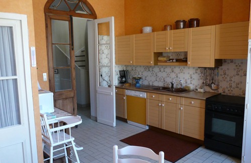 Cestas Casa | Encantadora casa con gran parque para 10 personas en Cestas cerca de Burdeos