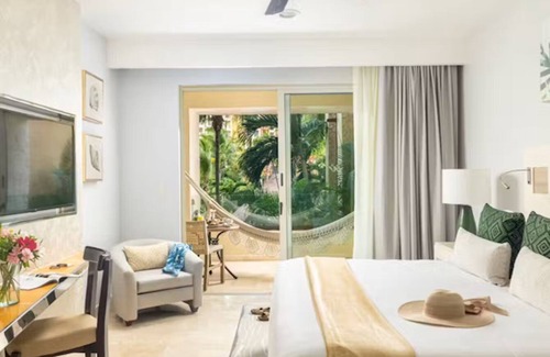 Puerto Juárez Complejo | Charming resort in delightful Cancún with AC, WiFi, fitness room